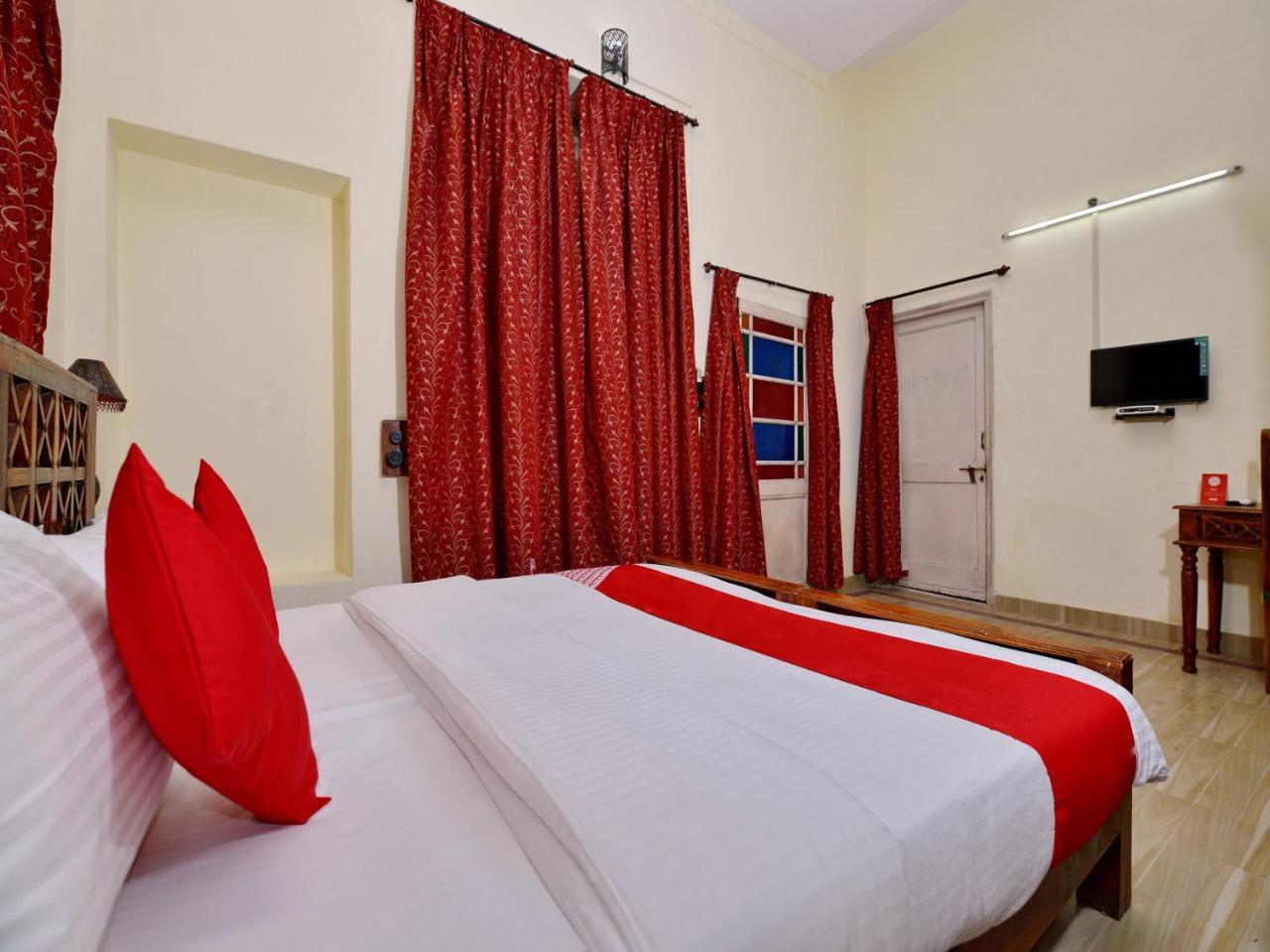Hotel Oyo 15001 Marvel Umed Dźodhpur Zewnętrze zdjęcie